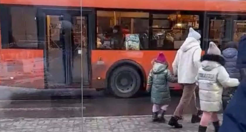«Нижегородпассажиравтотранс» проведет проверку из-за угроз высадить девочку из автобуса