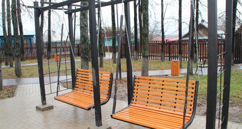 Благоустройство парка завершилось в поселке Красные Баки в Нижегородской области