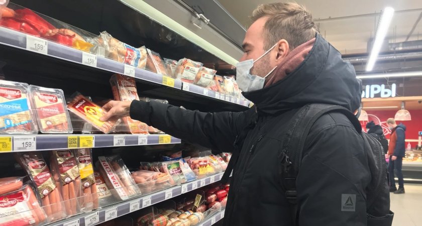 "Докторскую" колбасу в Нижнем Новгороде проверили на наличие мяса