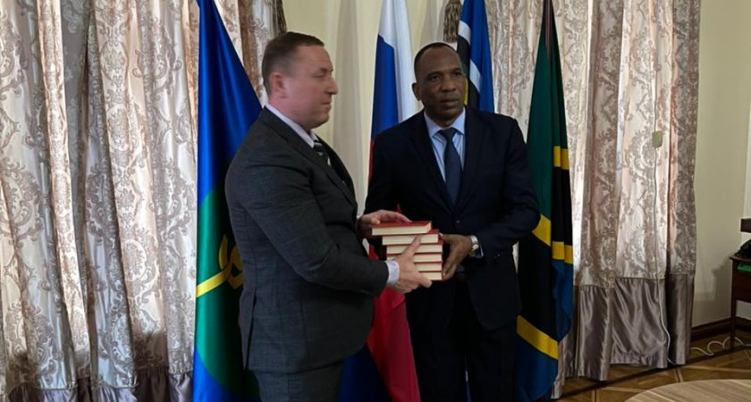 Бизнес-посол «Деловой России» Юрий Коробов встретился с послом Танзании в России