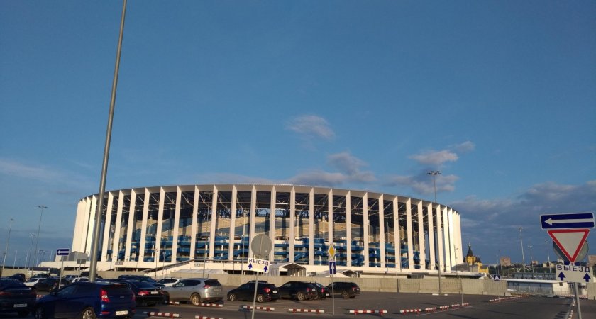 Жалоба как призыв к действию: власти проведут  уборку на стадионе "Нижний Новгород"