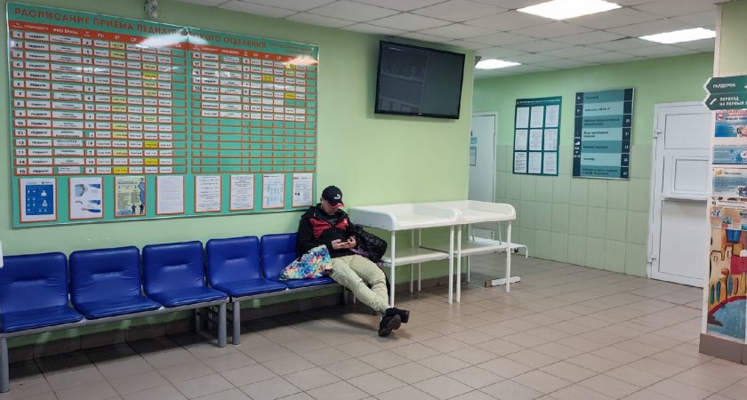 Четыре больницы Нижнего Новгорода перешли на дистационку 