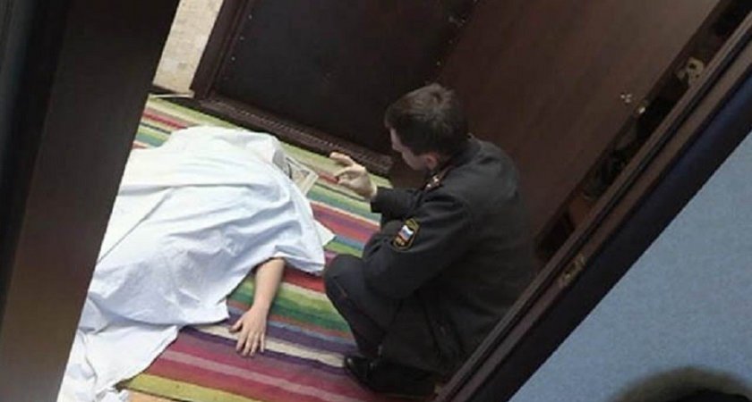 В Нижегородской области женщина пыталась успокоить мужа удушением и убила его