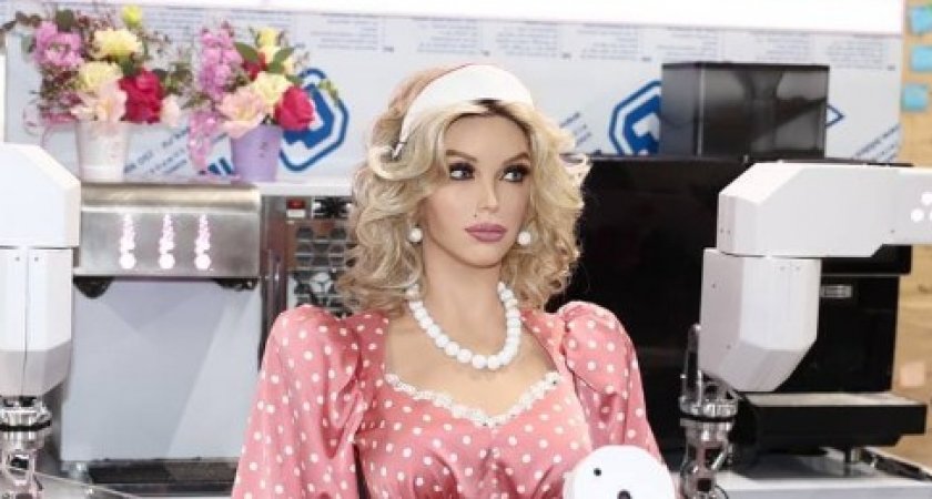 Кафе с женщиной-роботом может появиться в Нижнем Новгороде