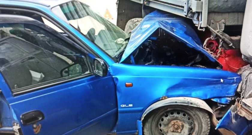 Подросток завладел машиной в Нижнем Новгороде и врезался грузовик 