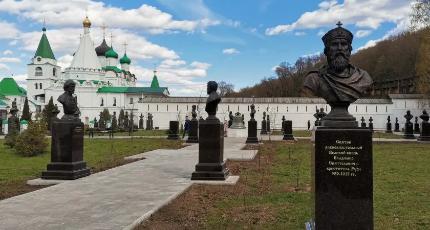 Фото к статье: В Нижнем Новгороде появились новые памятники русским князьям
