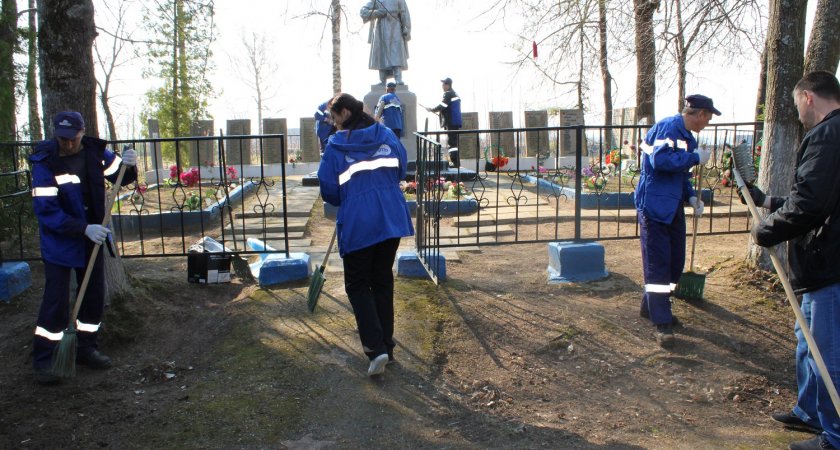 АО «Транснефть-Верхняя Волга» провело благоустройство мемориалов и памятных мест