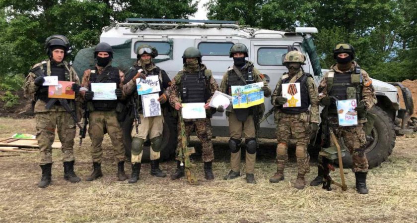 Бойцы спецназа Росгвардии поблагодарили нижегородских детей за письма и рисунки