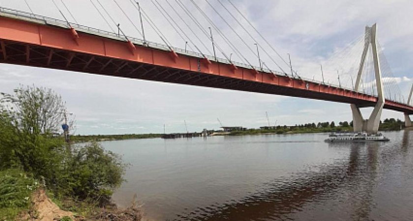 Нефтяное пятно обнаружили на Оке в Навашинском районе