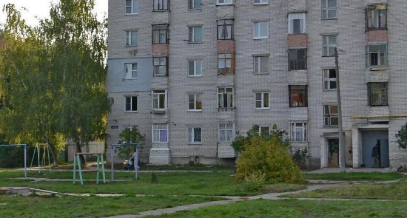 Годовалый ребенок выпал из окна в Нижнем Новгороде