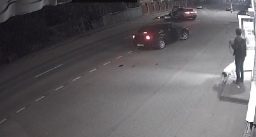 Несовершеннолетняя мотогонщика влетела в Ягуар в Дивеево