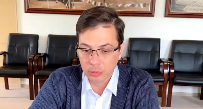 Юрий Шалабаев: старый чемодан спровоцировал грязевой водопад на Окском съезде