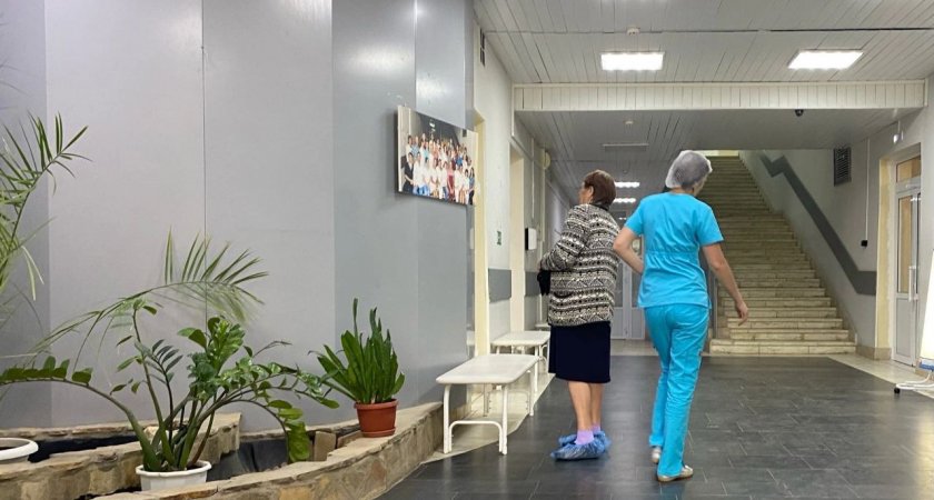В Нижегородской области заменят пластиковые полисы ОМС на электронные