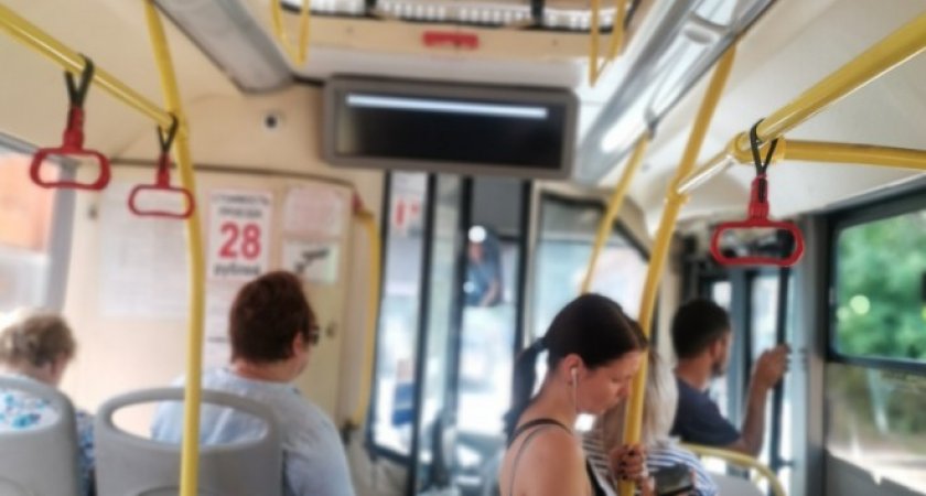Насколько нагреваются нижегородские маршрутки в жару: эксперимент журналиста