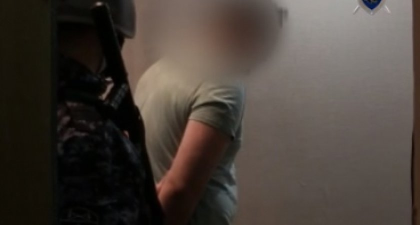 Нижегородец не выпускал из дома женщину и ее ребенка, угрожая им ножом
