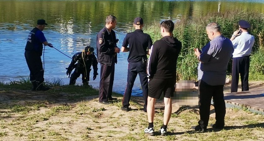 В Балахне из воды достали труп