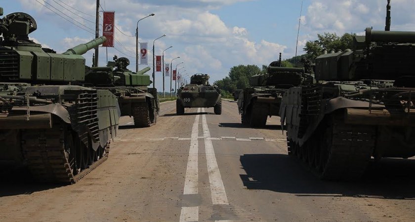 В Нижегородской области продолжается набор на контракт в танковый батальон имени Минина 