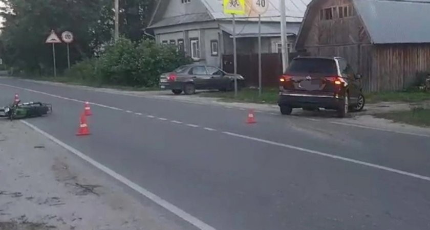 Мужчина пострадал после падения с мотоцикла в Нижегородской области