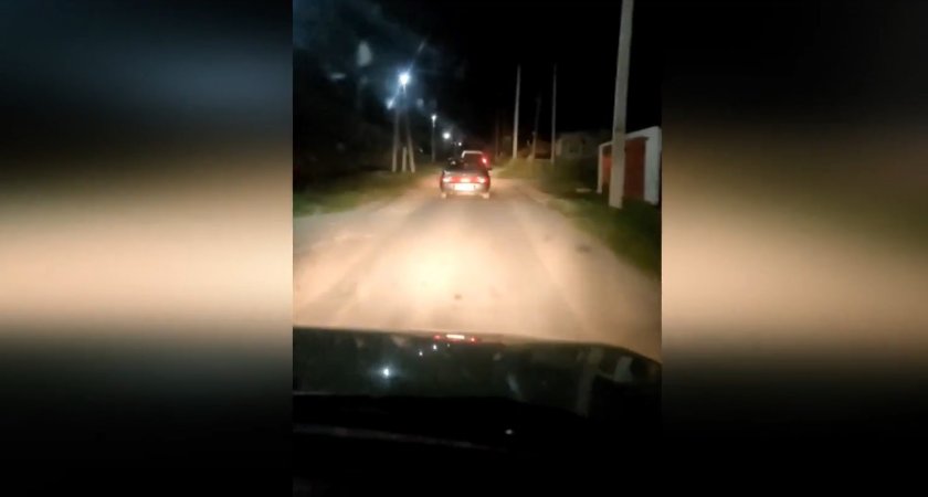 В Уренском районе 17-летнего подростка остановила полиция, когда он вез в машине 8 друзей