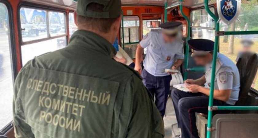 Следователи возбудили уголовное дело из-за взорвавшегося колеса в троллейбусе