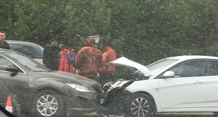 На Бору произошла массовая авария