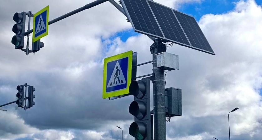 В Нижнем Новгороде заработал светофор на солнечной энергии