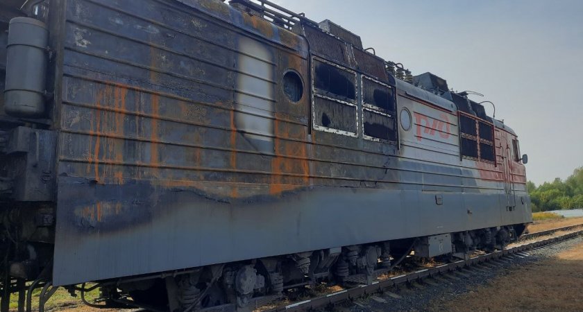 В Нижегородской области загорелся грузовой поезд 