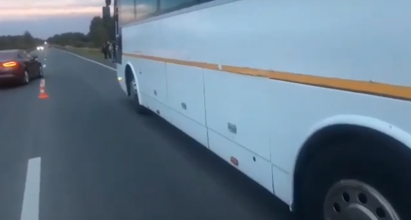  В Городецком районе у автобуса взорвалось колесо