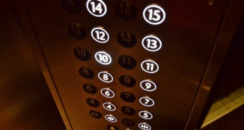 В Нижнем Новгороде управляющая компания не ремонтирует в доме лифт