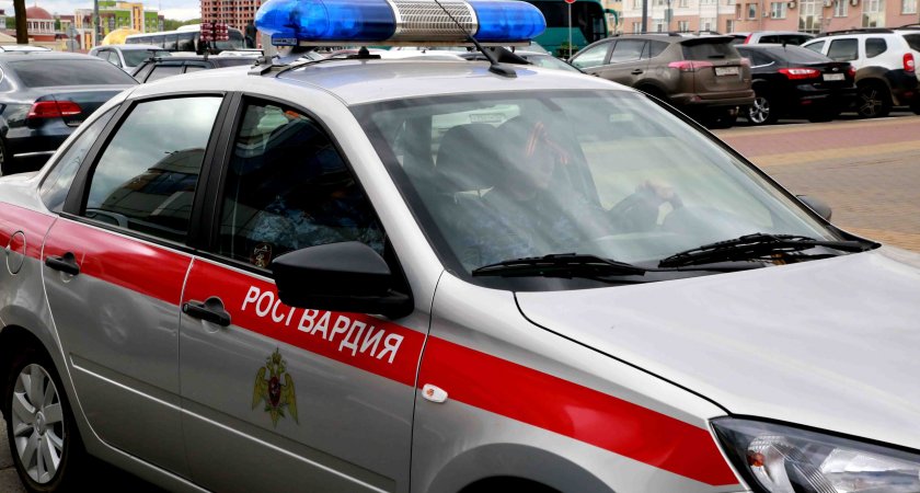 В Нижнем Новгороде мужчина выстрелил, находясь в автобусе