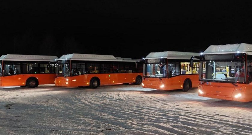 В Нижний Новгород привезли 32 новых ЛиАЗа, теперь нужны водители