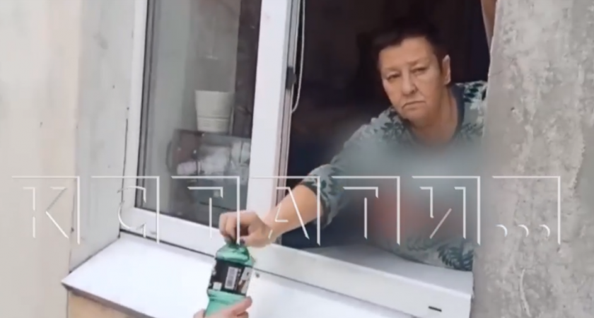 В Дзержинске паленый алкоголь продают в доме с участковым пунктом полиции