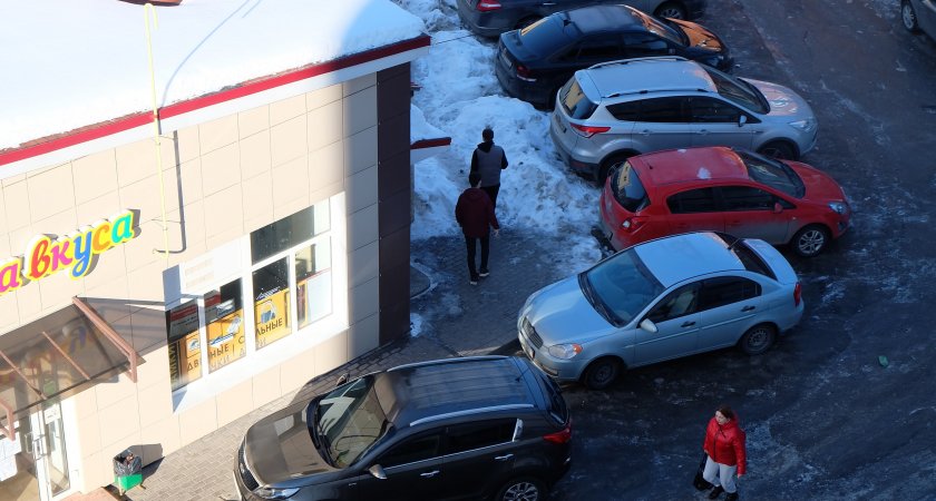 Полтысячи горожан пострадали на обледенелых тротуарах Нижнего Новгорода