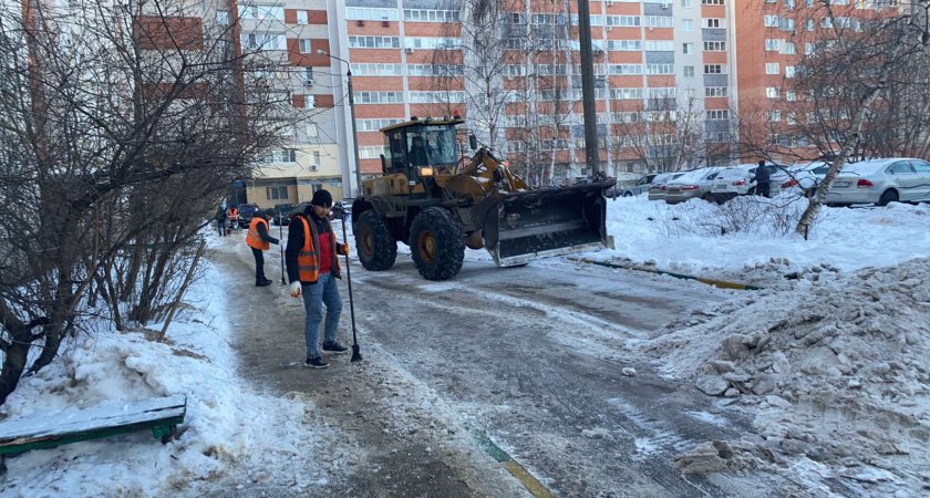 ДУКи пяти районов Нижнего Новгорода очистили от снега 85% территории