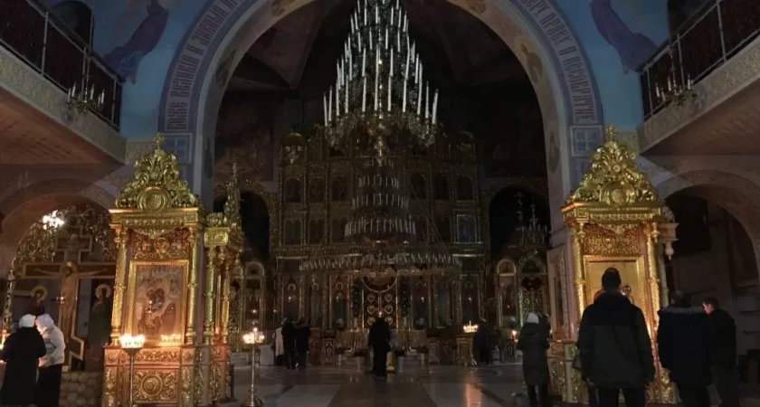 Фото к статье: В Выксе работа в храме вернула дочери непутевого отца