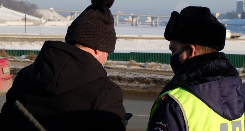 Нижегородец на Mercedes-Benz спрятался от приставов, пытаясь сэкономить на 70 штрафах