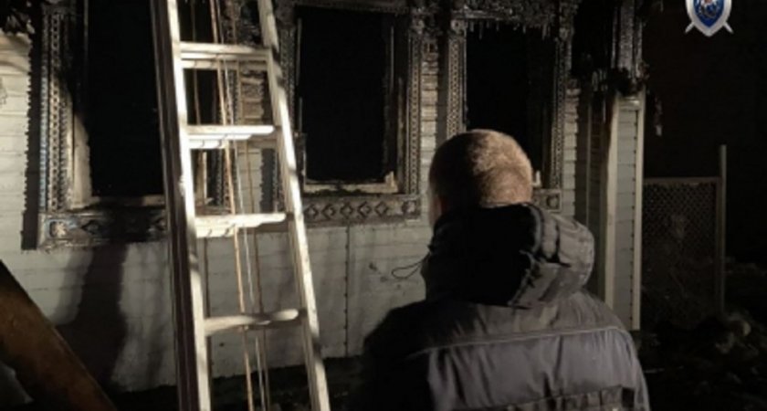 В Нижегородской области сгорел дом с пенсионеркой