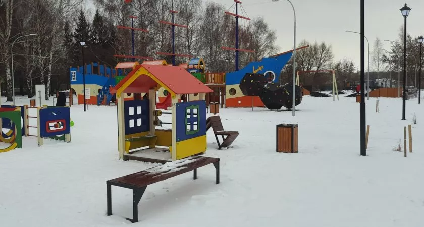 Фото к статье: Подрядчика наказали миллионным штрафом за срыв стройки спортплощадки в Нижнем Новгороде