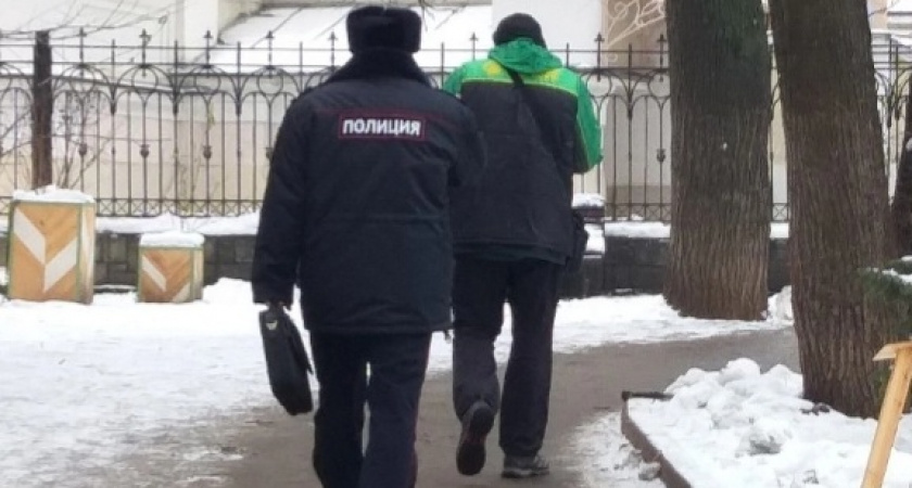 В Сергачском районе мужчина открыл стрельбу по людям