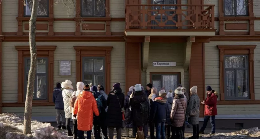 Фото к статье: О разгульной жизни и парфюмерии Нижнего Новгорода приглашают узнать горожан 8 марта