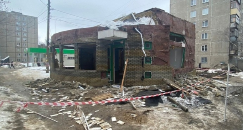 В Нижнем Новгороде разрушили здание, где постоянно торговали крепким алкоголем