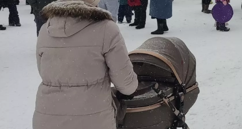 Фото к статье: Родителей предупреждают: дата важной выплаты переносится