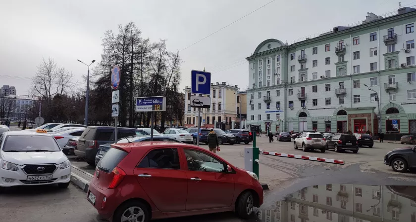Фото к статье: На нижегородских парковках изменят порядок оплаты