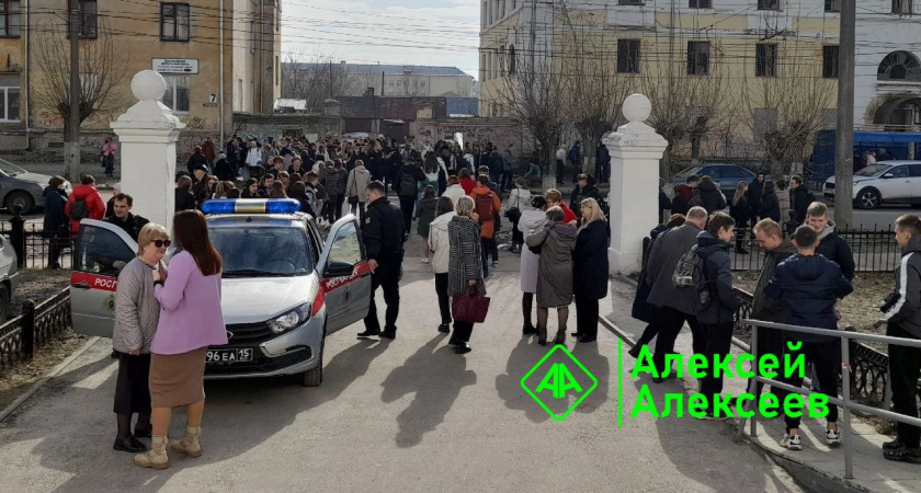 И снова эвакуация: в Нижегородской области студентов отправили по домам