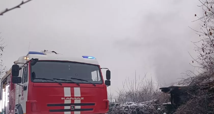 Фото к статье: В Тоншаевском районе сгорел дом с человеком