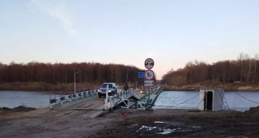 Фото к статье: Между Нижегородской областью и Чувашией открыли наплавной мост