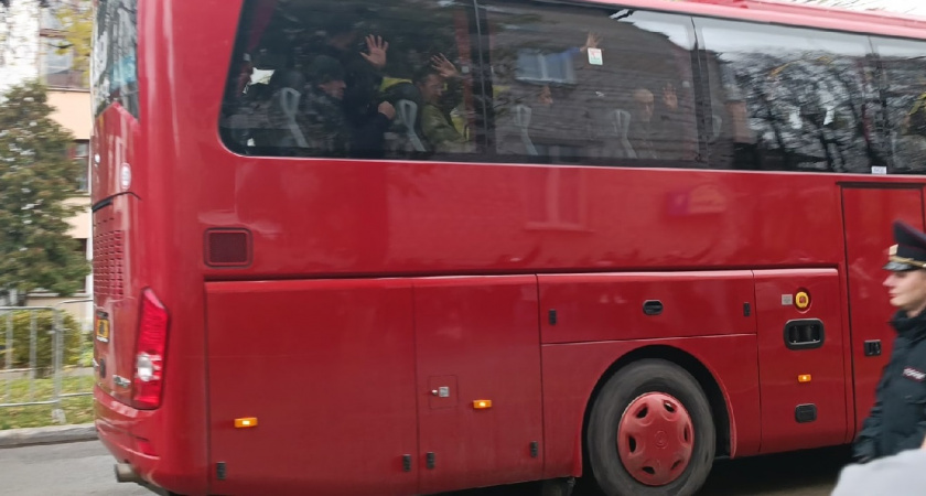 В Минобороны озвучили, кого отправят на спецоперацию