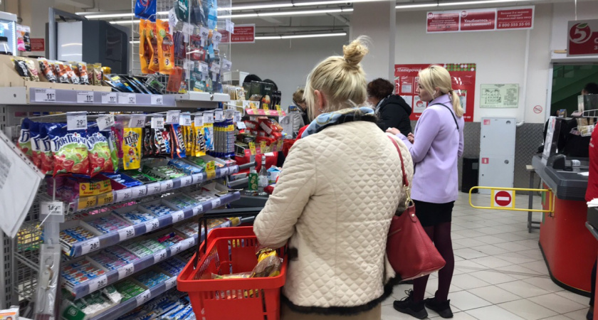 В этом году нижегородцы будут платить за покупки новой валютой