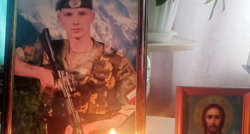 Фото к статье: В Сокольском районе простились с погибшим на СВО 22-летним парнем