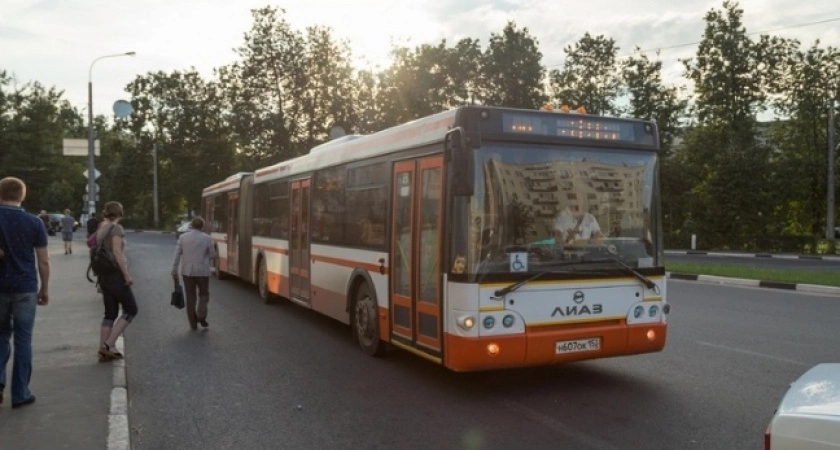 Фото к статье: Нижегородцы не дождутся некоторых автобусов на привычных остановках